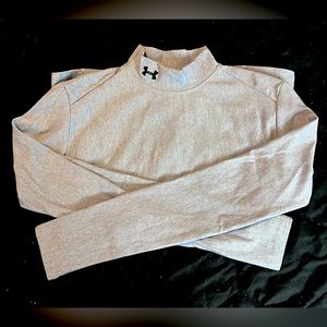 Like new Under Armour mock neck cold gear baselayer